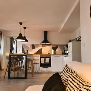 https://zara-apartment-banjole.in-istria.net